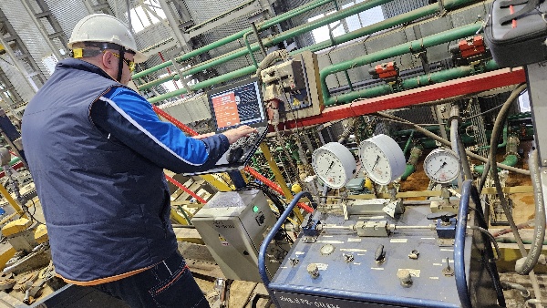 What are the trends of industrial valves